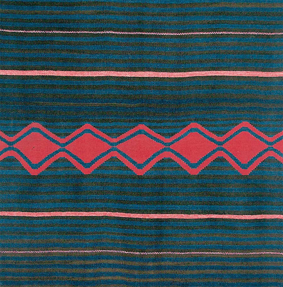 center of Ernst Moki Serape